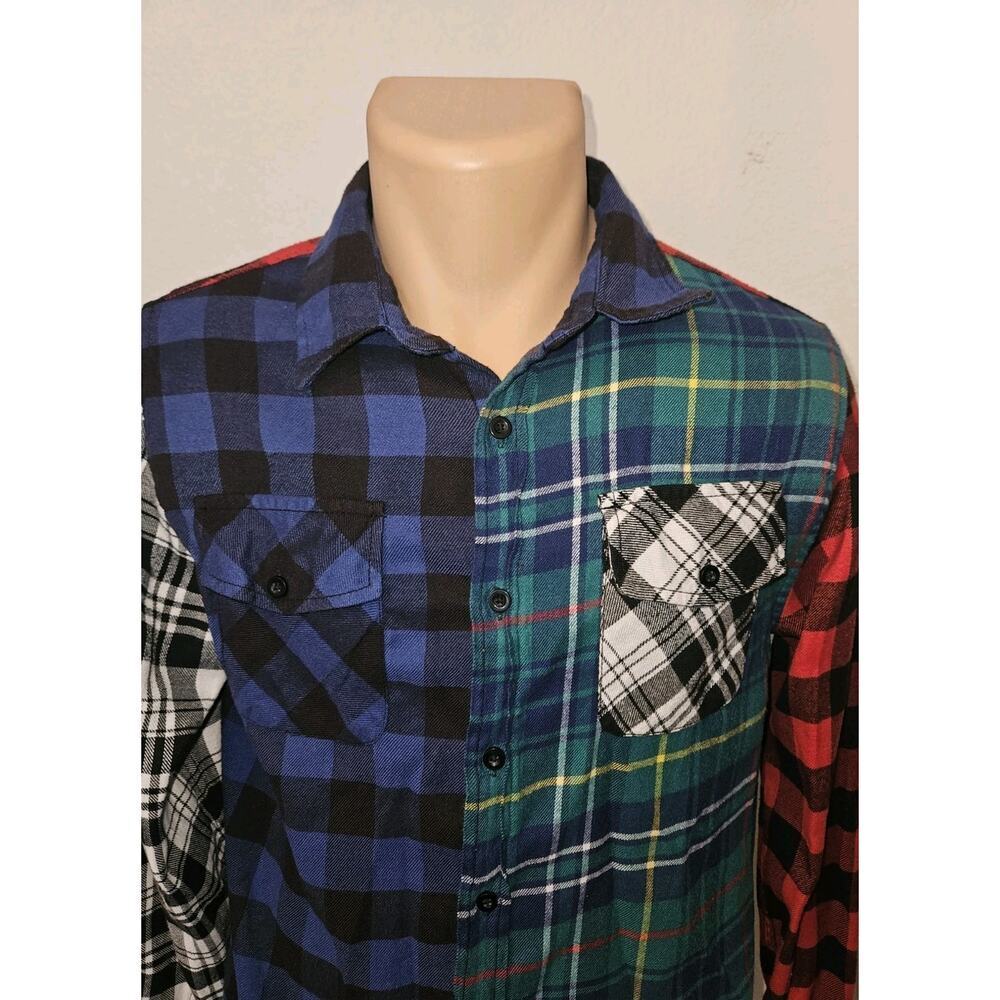 Official Aaliyah Plaid Button Up Long Sleeve Shirt Size Small RARE - Picture 4 of 10